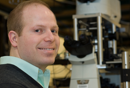 Cody Gilleland, 5th year graduate student working with Prof. Fatih Yanik, High-Throughput Neurotechnology Group-RLE 