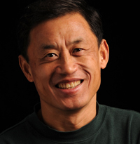 Professor Qing Hu