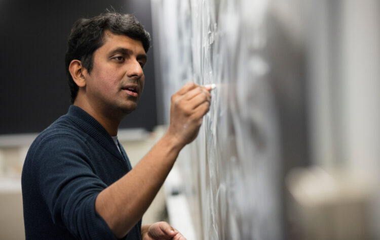 Vinod Vaikuntanathan teaches Advanced Topics in Cryptography: Learning with Errors and Post-Quantum Cryptography (Course 6.876J) in 2018.